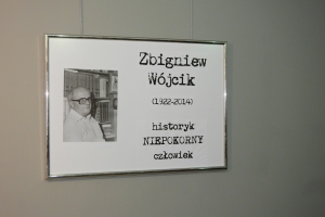 Wystawa o prof. Zbigniewie Wójciku w Częstochowie. Twórcą wystawy jest dr Mariusz Kolmasiak, członek Instytutu.